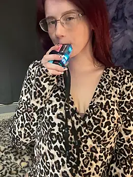 raen001 online show from February 2026 10:39:01 PM