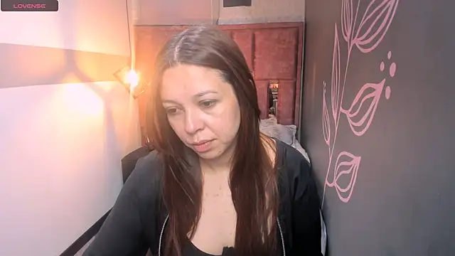 Isa Thompson   online show from September 2025 11:54:01 AM