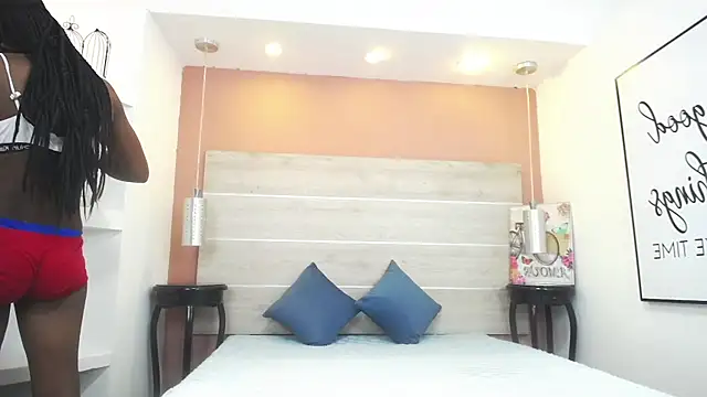 AlexandraCambell online show from November 2025 10:31:02 PM