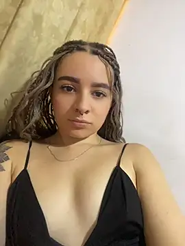 karla-thomsom10 online show from April 2026 09:06:02 PM