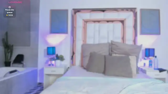 scarlet dh online show from November 2025 08:42:02 PM