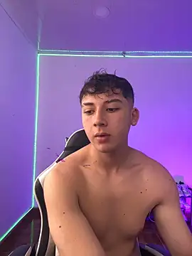 Snapshot of Casper___kyy chatting on October 2025 03:42:01 PM Casper kyy online show from October 2025 03:42:01 PM