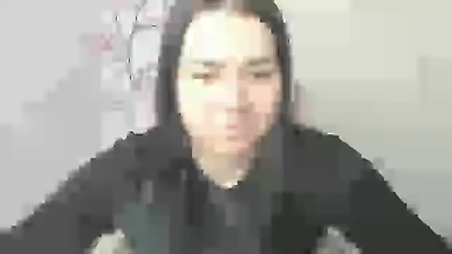 Lola Saymyname online show from March 2026 12:19:01 PM