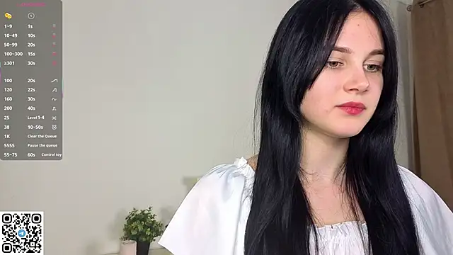 EnricaElis online show from October 2025 08:09:02 PM