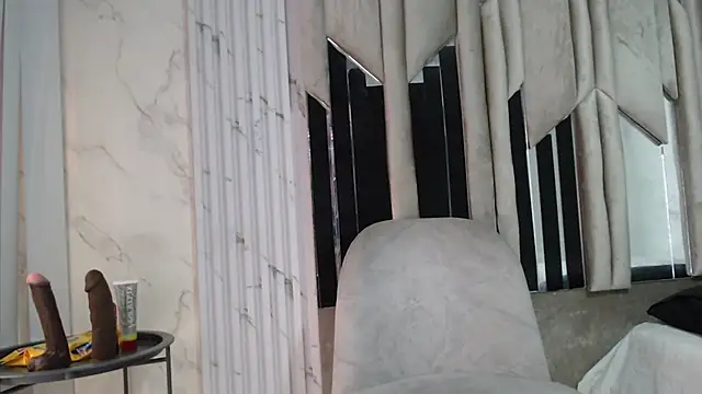 Morganandmegan online show from November 2025 11:35:01 AM