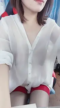 xiaoyang222 online show from December 2025 02:32:02 AM