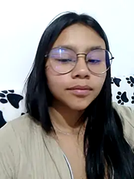 SofieLove 01 online show from April 2026 06:57:01 AM