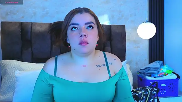 leilapons online show from March 2026 10:25:01 PM