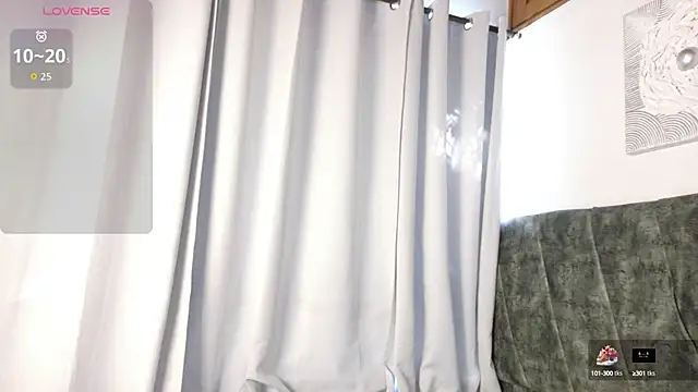 ValeriGallardo17 online show from October 2025 08:17:01 PM