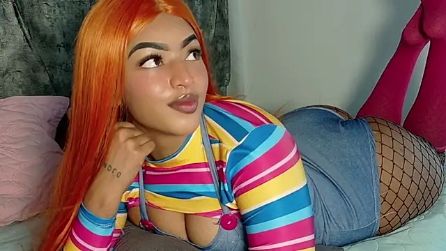 ValeriGallardo17 online show from October 2025 08:54:02 PM