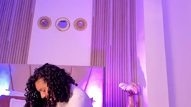 Rachell Jamess online show from November 2025 03:40:02 AM