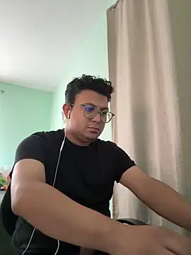 Snapshot of JaviSala chatting on May 2026 06:38:02 PM JaviSala online show from May 2026 06:38:02 PM