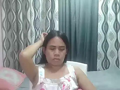 Snapshot of exoticpinay_dolly chatting on May 2026 12:18:01 AM exoticpinay dolly online show from May 2026 12:18:01 AM