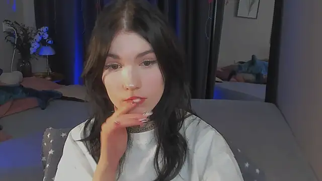 Sophie SkyAngel online show from November 2025 02:08:01 PM