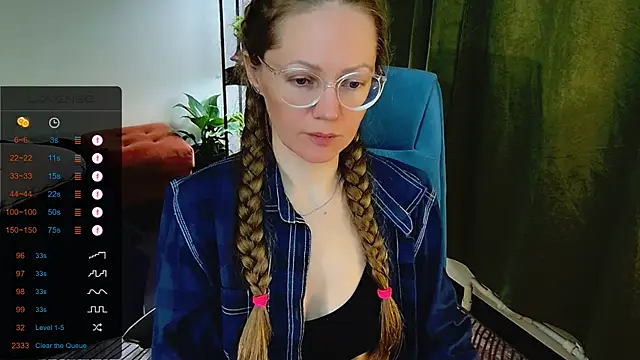 Snapshot of _Goldilocks_ chatting on September 2025 06:58:02 AM  Goldilocks  online show from September 2025 06:58:02 AM