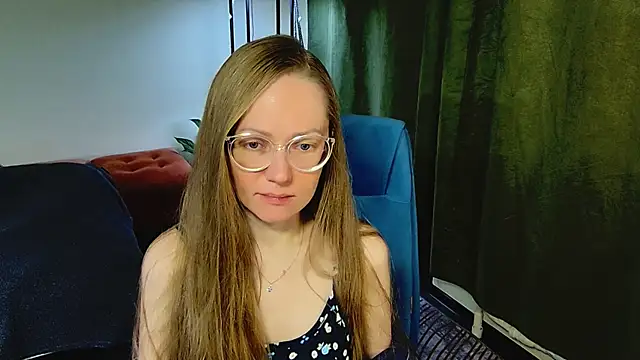 Snapshot of _Goldilocks_ chatting on September 2025 06:41:01 AM  Goldilocks  online show from September 2025 06:41:01 AM