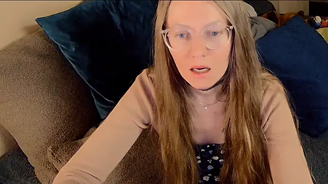 Snapshot of _Goldilocks_ chatting on October 2025 05:41:02 PM  Goldilocks  online show from October 2025 05:41:02 PM