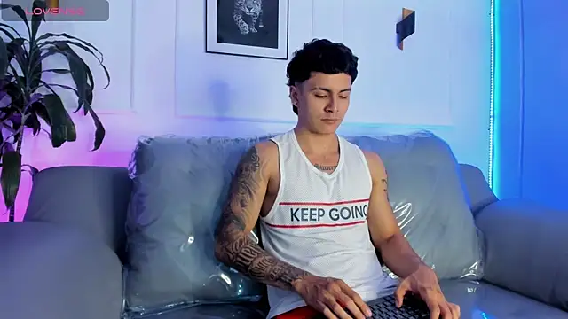 Leo santoro online show from March 2026 04:57:01 PM