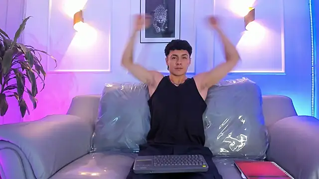 Leo santoro online show from March 2026 01:26:01 PM