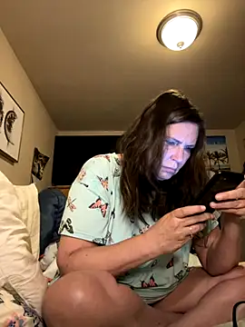 Snapshot of petalsexy chatting on September 2025 05:57:02 PM petalsexy online show from September 2025 05:57:02 PM