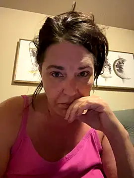 Snapshot of petalsexy chatting on September 2025 05:58:01 PM petalsexy online show from September 2025 05:58:01 PM