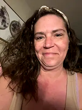 Snapshot of petalsexy chatting on September 2025 04:08:01 PM petalsexy online show from September 2025 04:08:01 PM