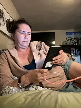 Snapshot of petalsexy chatting on October 2025 05:57:01 PM petalsexy online show from October 2025 05:57:01 PM