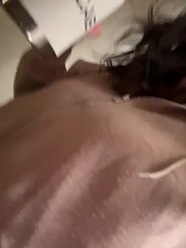 Snapshot of petalsexy chatting on October 2025 05:14:02 PM petalsexy online show from October 2025 05:14:02 PM