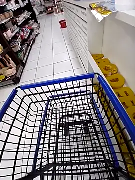 cicinha3657 online show from April 2026 04:37:01 PM