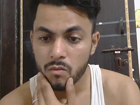 Snapshot of ursdreamperson chatting on April 2026 02:41:01 PM ursdreamperson online show from April 2026 02:41:01 PM