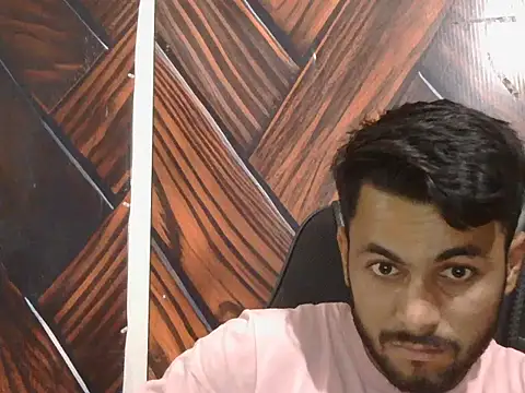 Snapshot of ursdreamperson chatting on May 2026 02:22:01 PM ursdreamperson online show from May 2026 02:22:01 PM