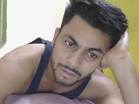 Snapshot of ursdreamperson chatting on May 2026 01:49:02 PM ursdreamperson online show from May 2026 01:49:02 PM