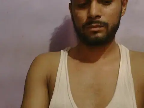 Snapshot of ursdreamperson chatting on May 2026 07:15:01 AM ursdreamperson online show from May 2026 07:15:01 AM