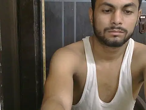 Snapshot of ursdreamperson chatting on May 2026 01:00:01 AM ursdreamperson online show from May 2026 01:00:01 AM