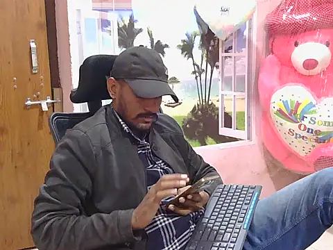 Snapshot of krishjaat43 chatting on December 2025 08:05:01 PM krishjaat43 online show from December 2025 08:05:01 PM