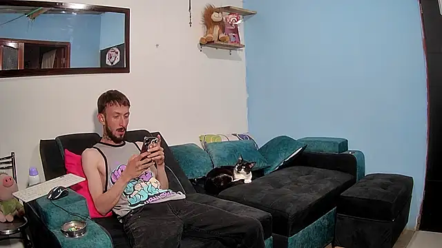 tom-y-alexa online show from October 2025 01:04:02 AM