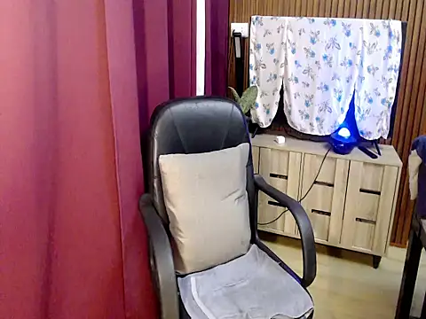 Snapshot of aikatrans_asianxx chatting on March 2026 08:03:01 PM aikatrans asianxx online show from March 2026 08:03:01 PM