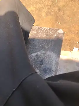 cuminsidebby online show from November 2025 08:02:01 AM