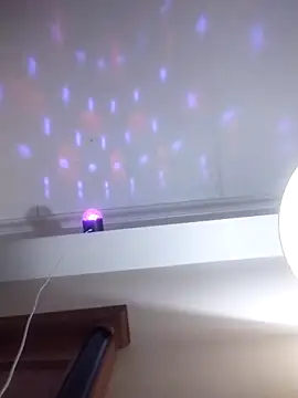 kaylikinky online show from November 2025 02:12:01 AM