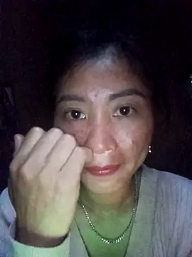 Snapshot of Phuongphuongg chatting on October 2025 10:34:02 AM Phuongphuongg online show from October 2025 10:34:02 AM