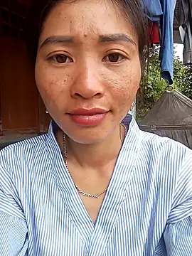 Snapshot of Phuongphuongg chatting on October 2025 03:04:01 AM Phuongphuongg online show from October 2025 03:04:01 AM