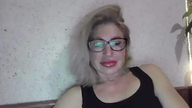 fox red lady7 online show from April 2026 07:19:02 PM