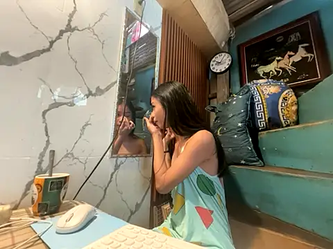 asya chris online show from October 2025 02:06:01 AM