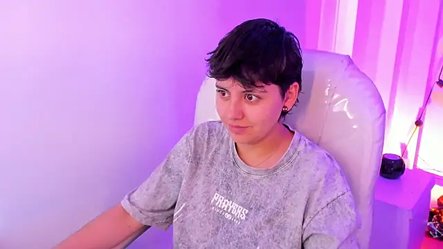 Nathaly ds online show from March 2026 07:31:01 PM