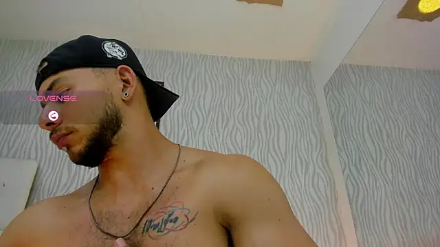 Snapshot of dylan_jacobx chatting on September 2025 03:19:01 AM dylan jacobx online show from September 2025 03:19:01 AM