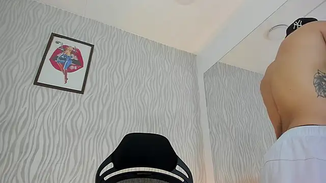Snapshot of dylan_jacobx chatting on September 2025 03:23:02 AM dylan jacobx online show from September 2025 03:23:02 AM