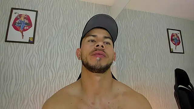 Snapshot of dylan_jacobx chatting on October 2025 03:17:01 AM dylan jacobx online show from October 2025 03:17:01 AM