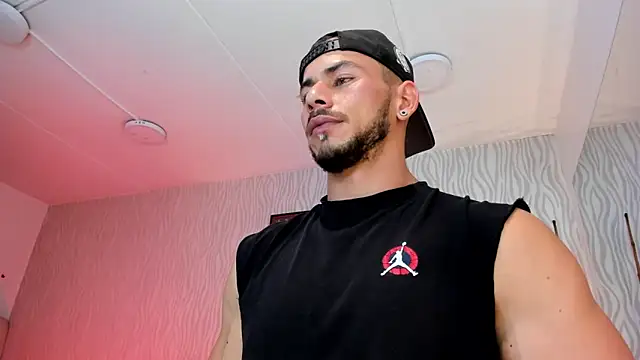 Snapshot of dylan_jacobx chatting on February 2026 09:11:01 PM dylan jacobx online show from February 2026 09:11:01 PM