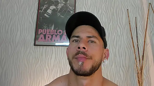 dylan jacobx online show from June 2026 04:03:01 AM