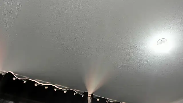 hannahdvil1 online show from September 2025 02:43:02 PM